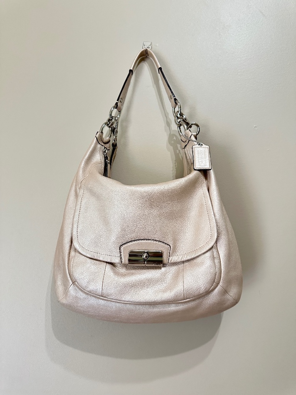 Coach Kristin Champagne Rose Gold Leather Hobo Shoulder Bag Silver Buckle Y2K